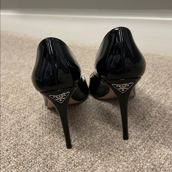 Prada Silver Shoe Box heels, excellent condition, worn 1x - Picture 3 of 9